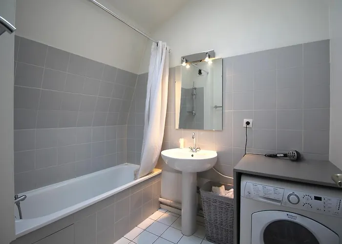 Hypercentre - Le Saint Projet *